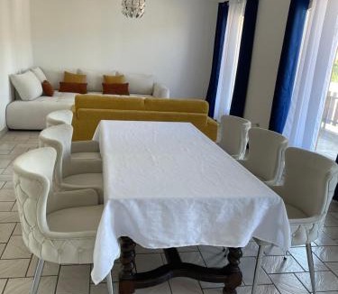 Saint-Amant-Tallende House | chambre individuelle à st amant tallende 63450
