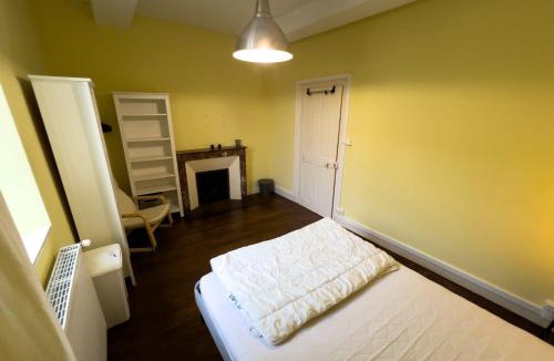 Ancerville House | Chambre individuelle 1