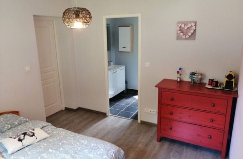 Les Echets Bed & Breakfast | Chambre Individuelle Avec sdb
