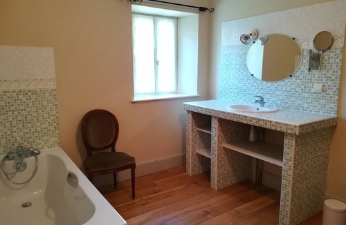 Bruniquel Bed & Breakfast | Chambre La Vie Est Belle, à Bruniquel