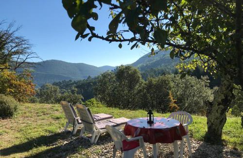 Saint-Jean-du-Gard Bed & Breakfast | Chambre "Lavande" - Le soleil des Cévennes