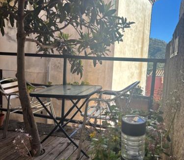 Cucugnan Bed & Breakfast | Chambre Le 40 marches