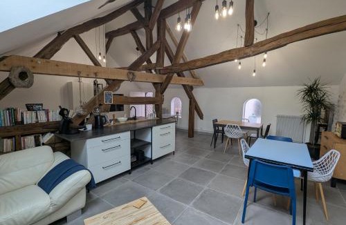 Briare Bed & Breakfast | Chambre Les Emaux, Au Lampadaire Briarois