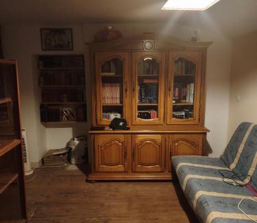 Saint-Hilaire-la-Palud House | Chambre lit double