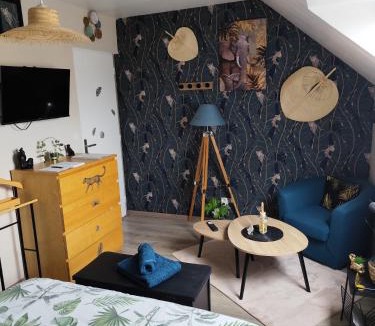 Tourville-la-Campagne House | chambre lit double