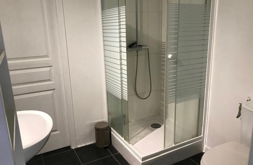 Les Serres - Vivier House | Chambre meublée Lyon ouest