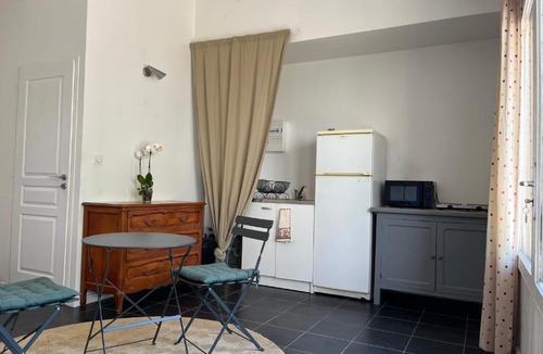 Les Serres - Vivier House | Chambre meublée Lyon ouest