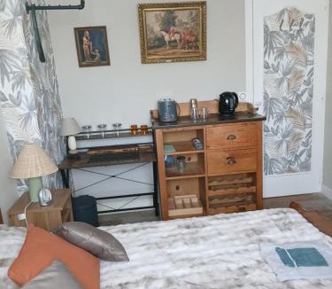 Gorron House | Chambre " Nid Cosy " Charme et Détente chez Fred