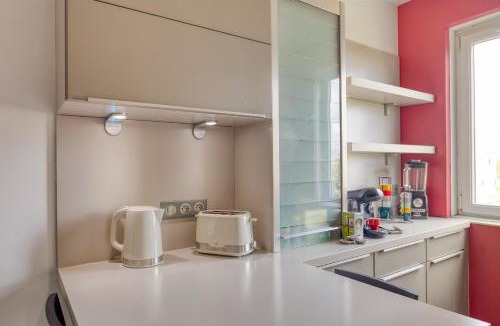 Les Epinettes House | Chambre orange 4