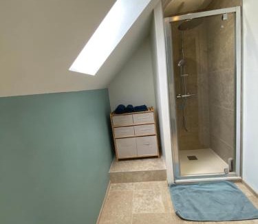 Montbazon Bed & Breakfast | Chambre Orion - Calme et lumineuse