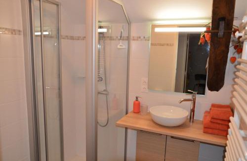 Thizay Bed & Breakfast | Chambre Pantagruel Le dolmen