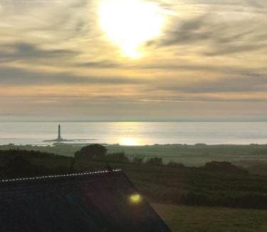 Saint-Germain-des-Vaux House | Chambre phare