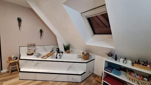 Cerans-Foulletourte House | Chambre près du circuit du Mans