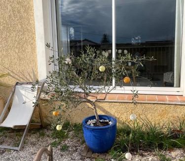 Villeneuve-les-Avignon House | Chambre privée en Provence