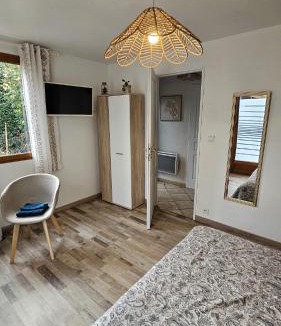 Vertaizon House | Chambre privé climatisé
