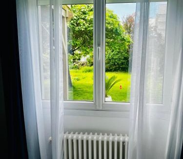 Trignac House | Chambre Privée chez L' Habitant