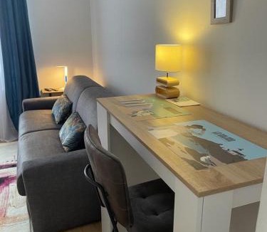 Trignac House | Chambre Privée chez L' Habitant