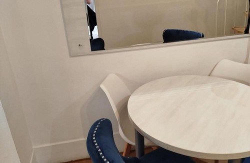 Chaillot Apartment | Chambre privée dans un appartement partagé, à 200m des Champs Elysees et de l'Arc de Triomphe