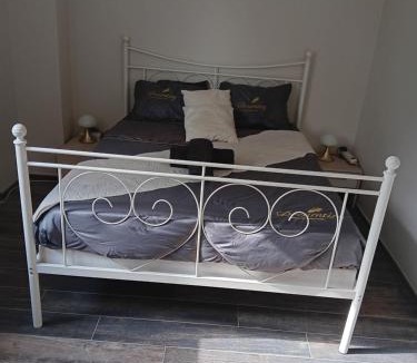 Charmes Bed & Breakfast | chambre privée dans une maison familiale