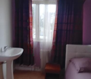 Ronchin Bed & Breakfast | Chambre privée dans une maison individuelle
