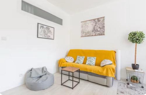 Tarbes House | Chambre privée face à la gare