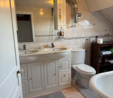 Autruy-sur-Juine House | Chambre privée