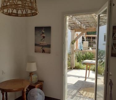 Lezignan-Corbieres House | Chambre privée au coeur d'une pinède dans un quartier résidentiel