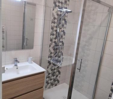 Tarbes House | Chambre privée