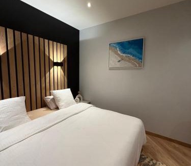 Domagne House | Chambre Privée La Valette avec salle de bain