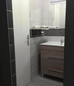 Saint-Remy-en-Mauges Bed & Breakfast | Chambre privative à st remy en mauges