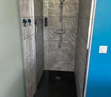 Louplande House | Chambre privative avec spa