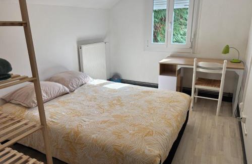 Tarbes House | Chambre privative dans maison partagée avec d'autres voyageurs