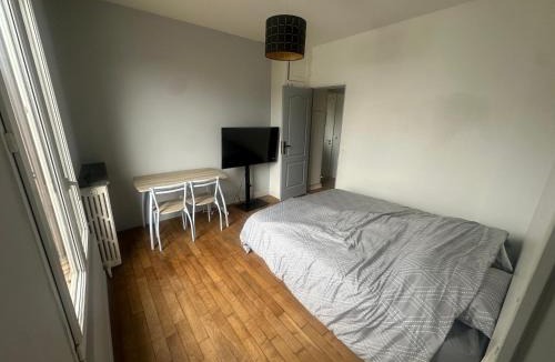 Aulnay-sous-Bois House | Chambre privee dans une maison 2