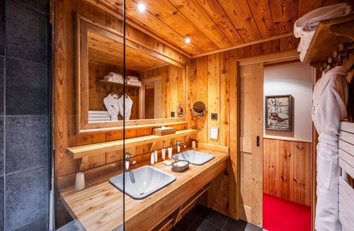 Cognet Hotel | Chambre privilège, plein sud & spa – Alpe d’Huez