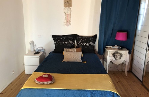 Valpaja House | Chambre Rose 2 cool 👍🏻 4 adults