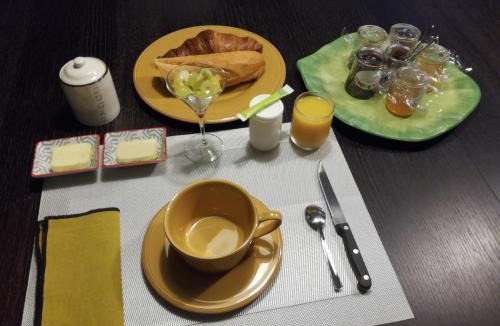 Le Lude Bed & Breakfast | Chambre Rose Blanche