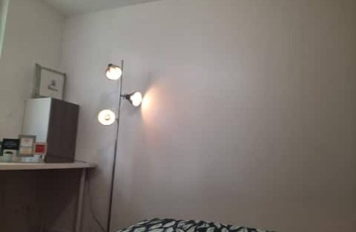 Quartier Villejean - Beauregard Bed & Breakfast | Chambre Rouge