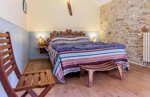 Bouvron Bed & Breakfast | Chambre rustique avec lit king-size, salle de bains privée et petit-déjeuner près de Nantes. - FR-1-306-1250