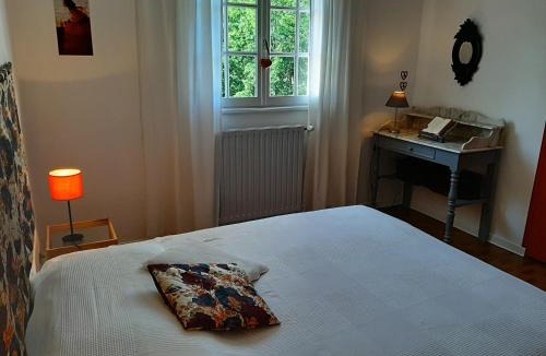 L'Honor-de-Cos House | Chambre soignée et accueillante à la campagne - Ch Rouge