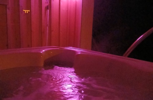 Bertric-Buree Bed & Breakfast | chambre-spa la Truffière