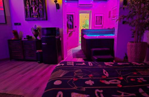 Solesmes Bed & Breakfast | Chambre SPA Toutankhamon