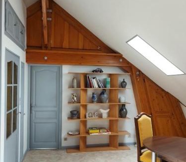 Euville Bed & Breakfast | Chambre spacieuse climatisée - Petit déjeuner inclus