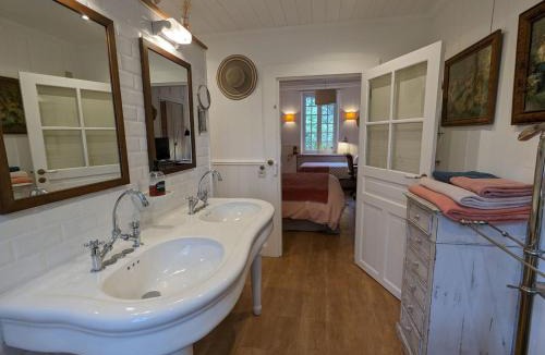Presnoy Bed & Breakfast | Chambre spacieuse, entrée privée, animaux admis, WiFi - FR-1-590-513
