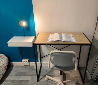 Bellevue House | Chambre spacieuse - appart sympa