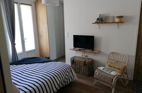 Sangatte Bed & Breakfast | Chambre Studio Les Deux Vagues