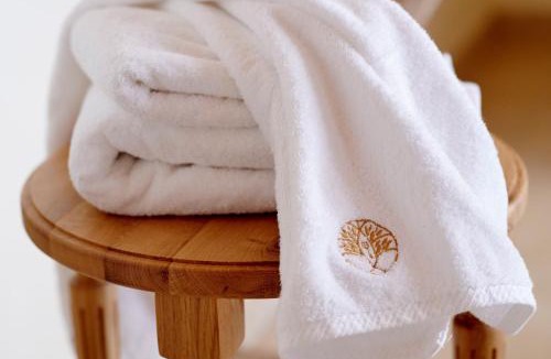 Saint-Pierre-de-Cole Bed & Breakfast | Chambre Ventus - Lavy