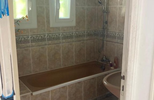 Pia House | Chambre verte chez José