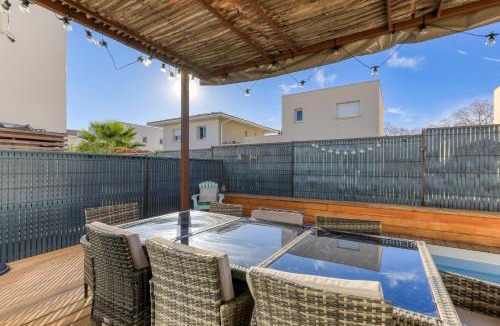 Jacou Bed & Breakfast | Chambre Villa illiade