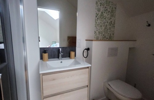 Centre-ville rive gauche Bed & Breakfast | Chambre Vincent VAN Gogh