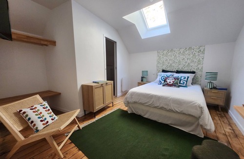 Centre-ville rive gauche Bed & Breakfast | Chambre Vincent VAN Gogh